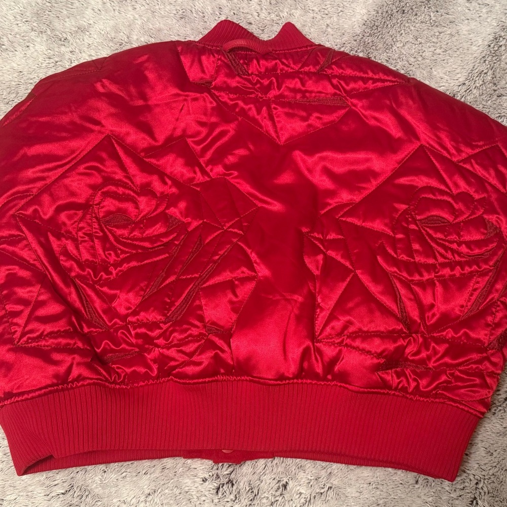 Jordan x Teyana Taylor Women's Varsity
Jacket - Picture 4 of 9